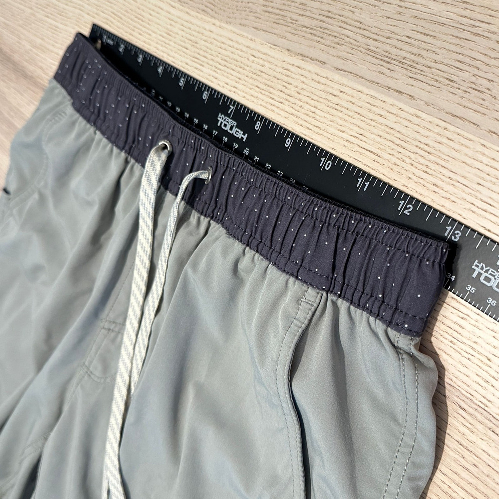 Vuori Kori Short Lined 7" Mens S Drawstring Elastic Waist Gray Running Gym V302 - Picture 9 of 11